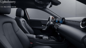 A클래스해치백 실내